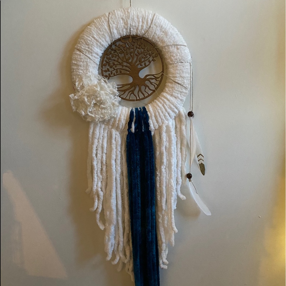 Winter tree dreamcatcher